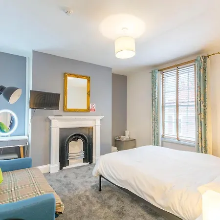 Minster Hub - 2 Min Walk 2 Minster! 3* York