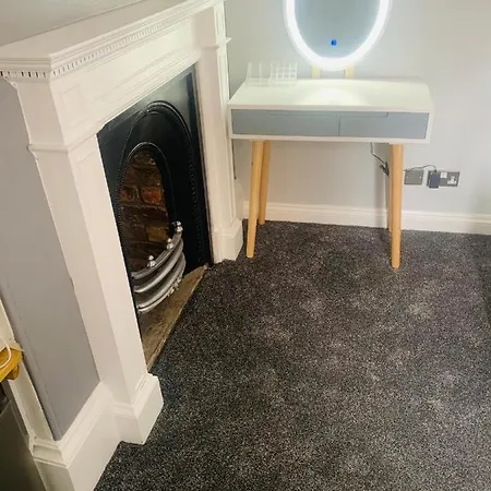 Minster Hub - 2 Min Walk 2 Minster!