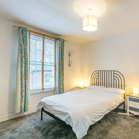 Minster Hub - 2 Min Walk 2 Minster! Pensjonat 3*